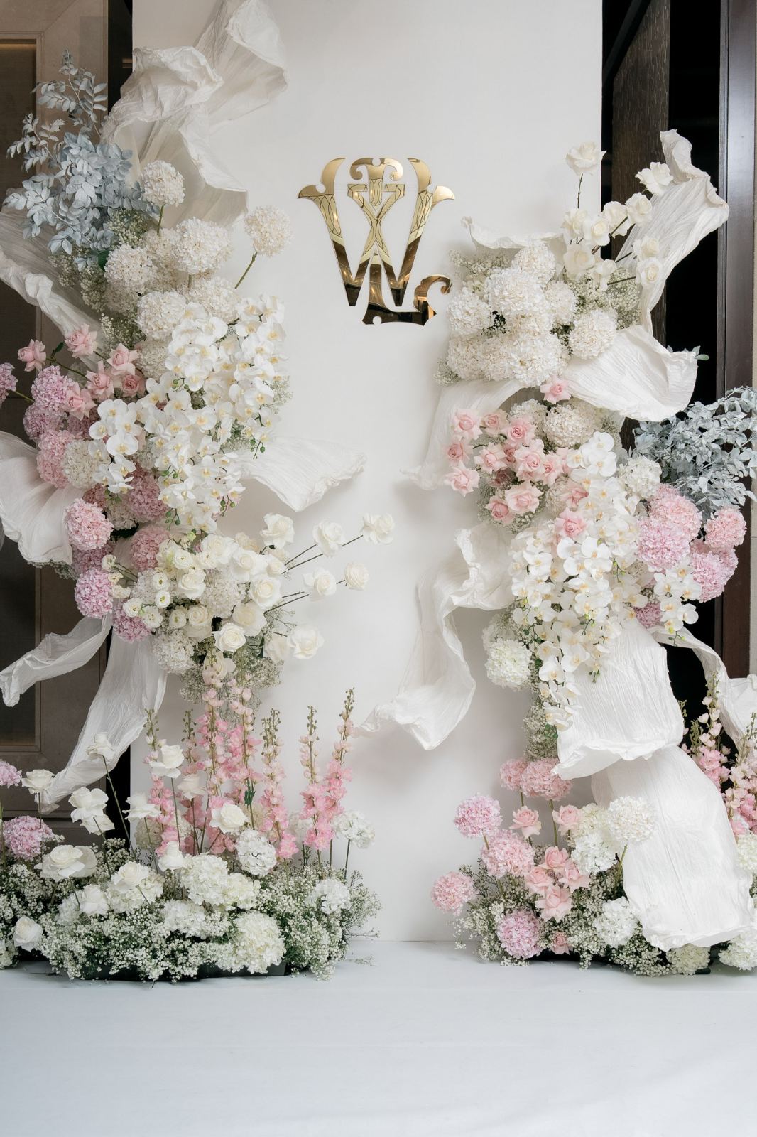 เลือกดอกไม้งานแต่งอย่างไรให้สวยและคุมงบได้